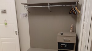 Comfort Quadruple Room - Suites Romae Rex (Rome)