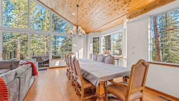 Kabin, Beberapa Tempat Tidur, hot tub, pemandangan gunung (The Lodge on Oaxaco) | Interior