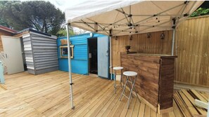 Terrace/patio - LA CABANE BLEUE Glamping camping with all comforts (Attin)