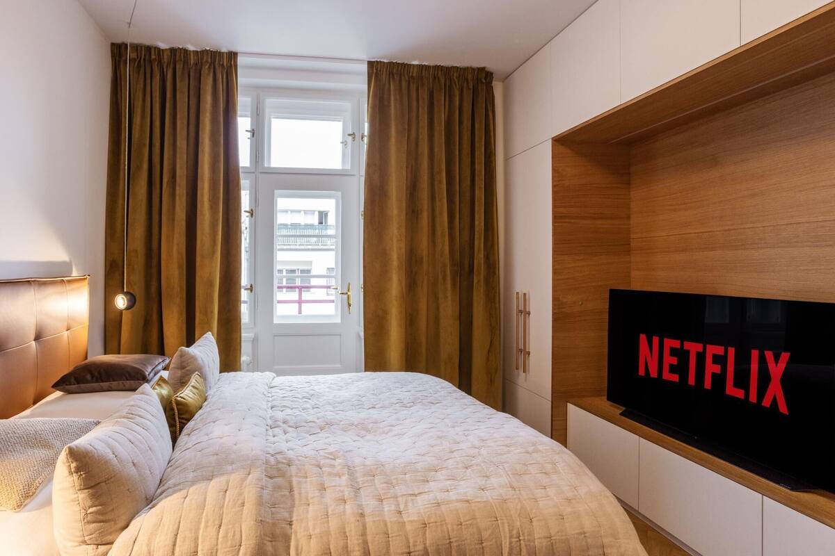 Appartement Deluxe | 1 chambre, rideaux d’obscurcissement, fer et planche à repasser