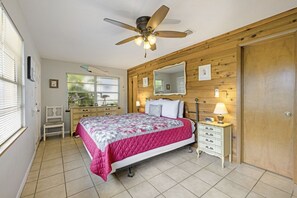 2 bedrooms, desk, travel crib, free WiFi