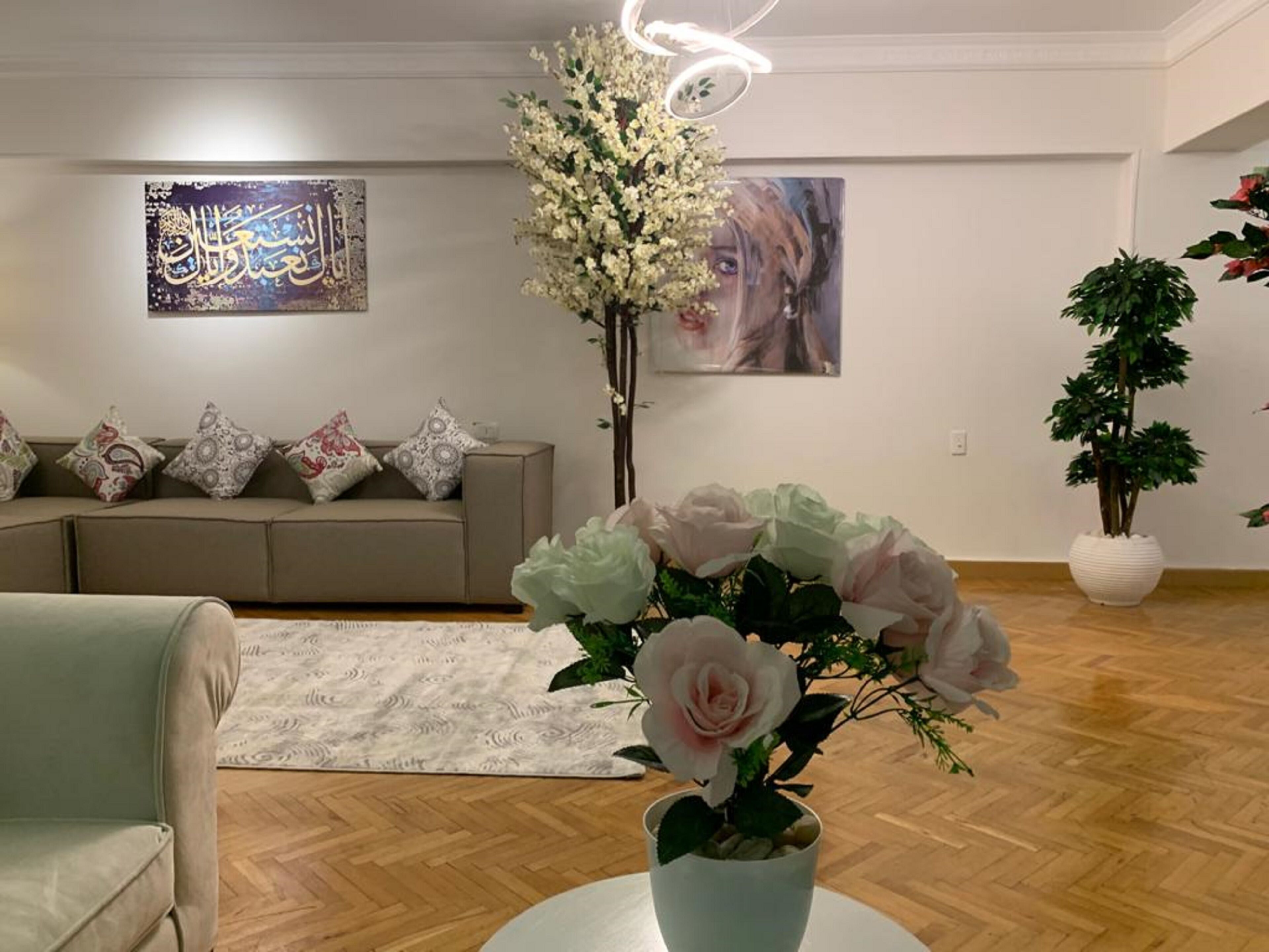 Grand Apartment | Living area | Flat-screen TV