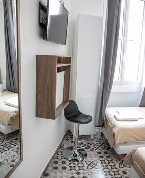 2 bedrooms, desk, iron/ironing board, travel cot