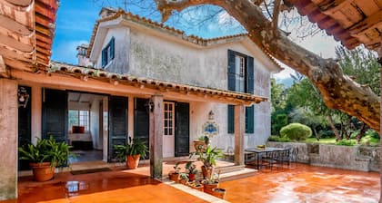 A fabulous property walking distance from the historical centre