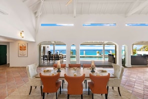 Outdoor dining - ☀️🌴Francais by IRE Vacations - Spacious Villa with Ocean View in Pelican Key (Pelican)