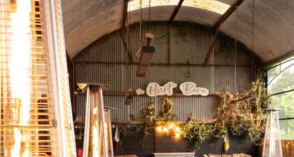 Country House, Cottage and Event Barns