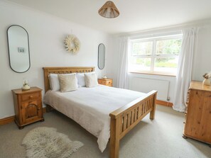 3 habitaciones, decoración personalizada y muebles diferentes 