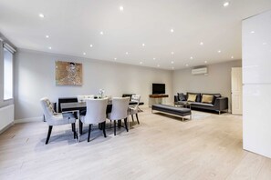Apartamento básico, várias camas | Opções para refeição