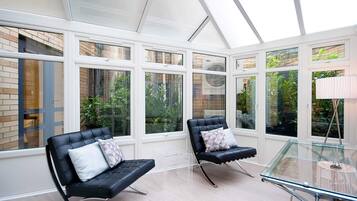 Basic Apartment, Multiple Beds | Property grounds