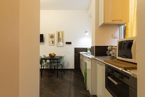 Paoli for 2 | Eget kök | Stort kylskåp, mikrovågsugn, spishäll och diskmaskin