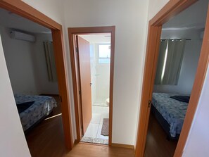 2 chambres, fer et planche à repasser, accès au Wi-Fi (inclus)