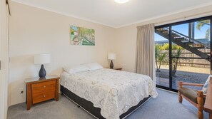 2 bedrooms, iron/ironing board