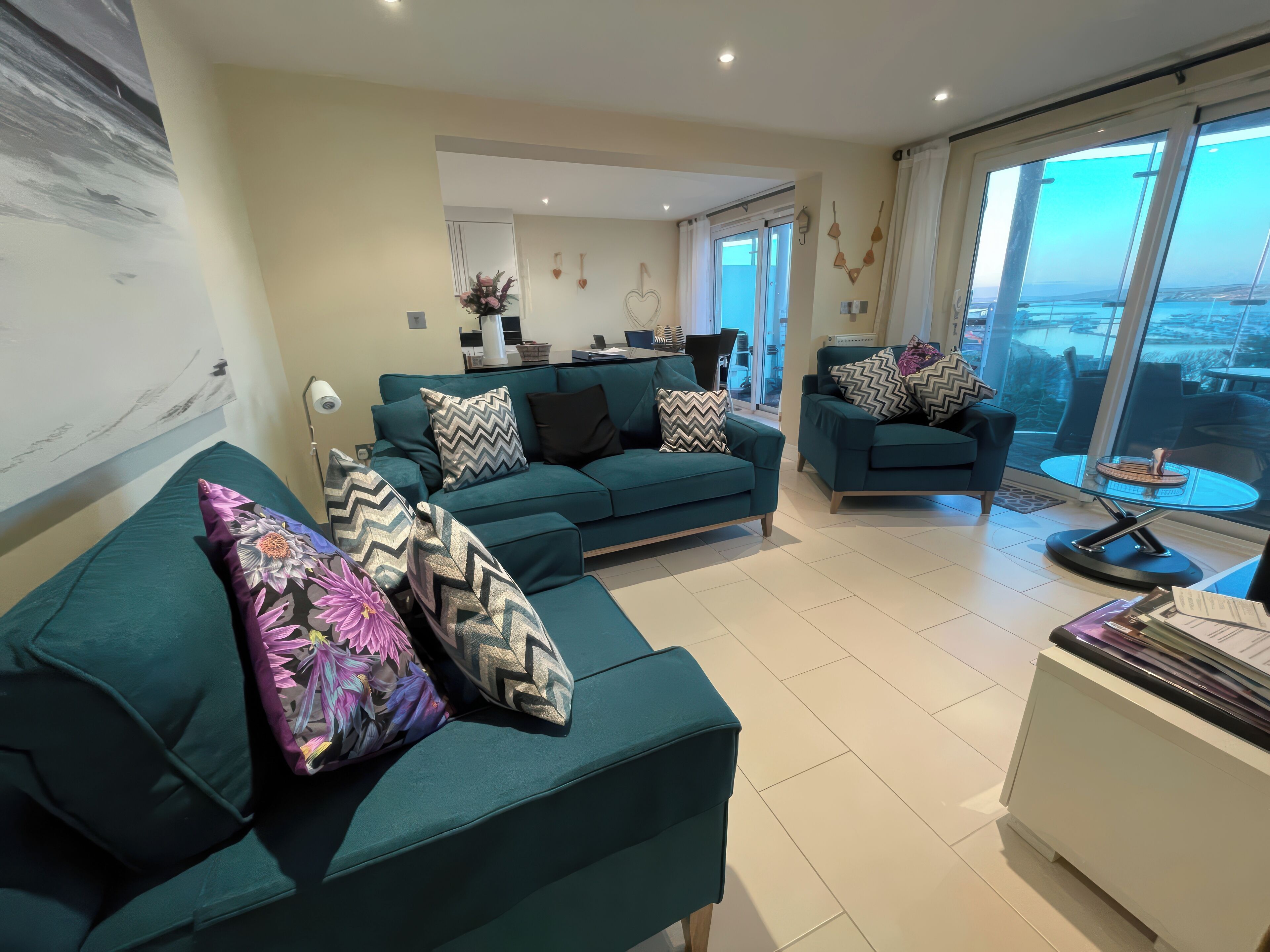 Cottage | Living area