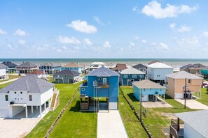 Exterior - Birds Eye View - Brand new home, close to beach, amazing views! (Crystal Beach)
