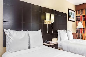 Room - Econo Lodge Inn & Suites Florida City (Florida City)
