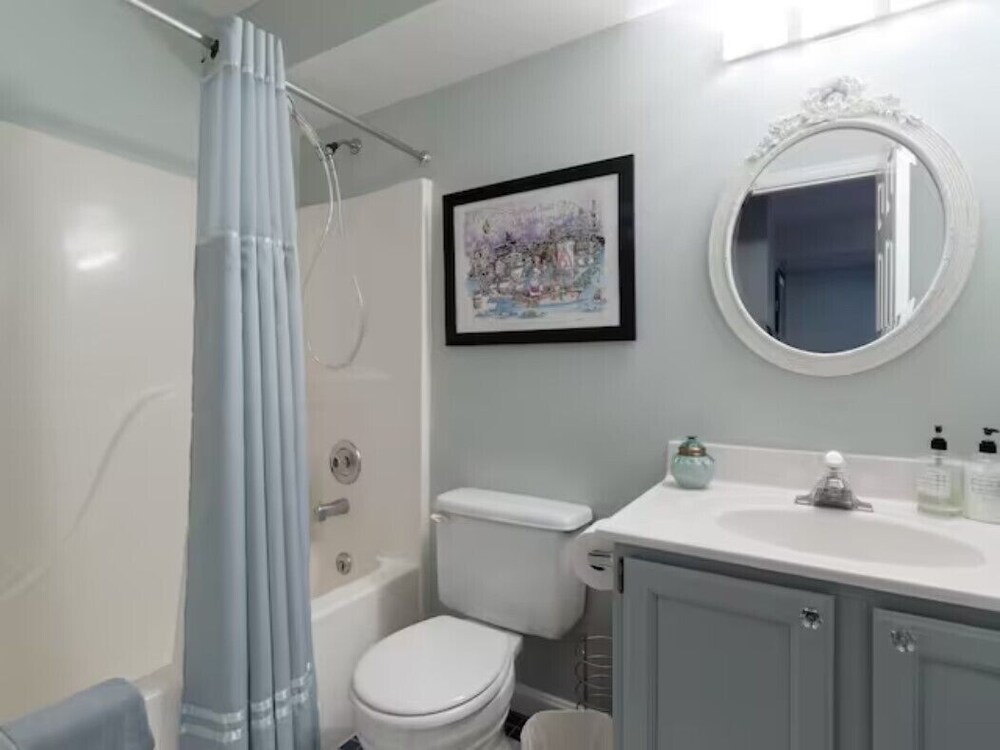 Perfect Eastport Location, walk everywhere, Annapolis NO CLEANING FEE