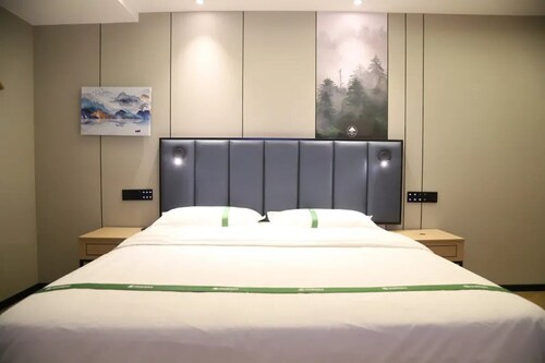 Greentree Alliance Laizhou Bus Station Wenhua West Street