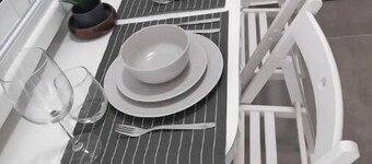 Centrally-located Quiet Cozy Loft apartment