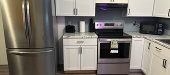 Family Friendly {5 Min To WSU} Spacious