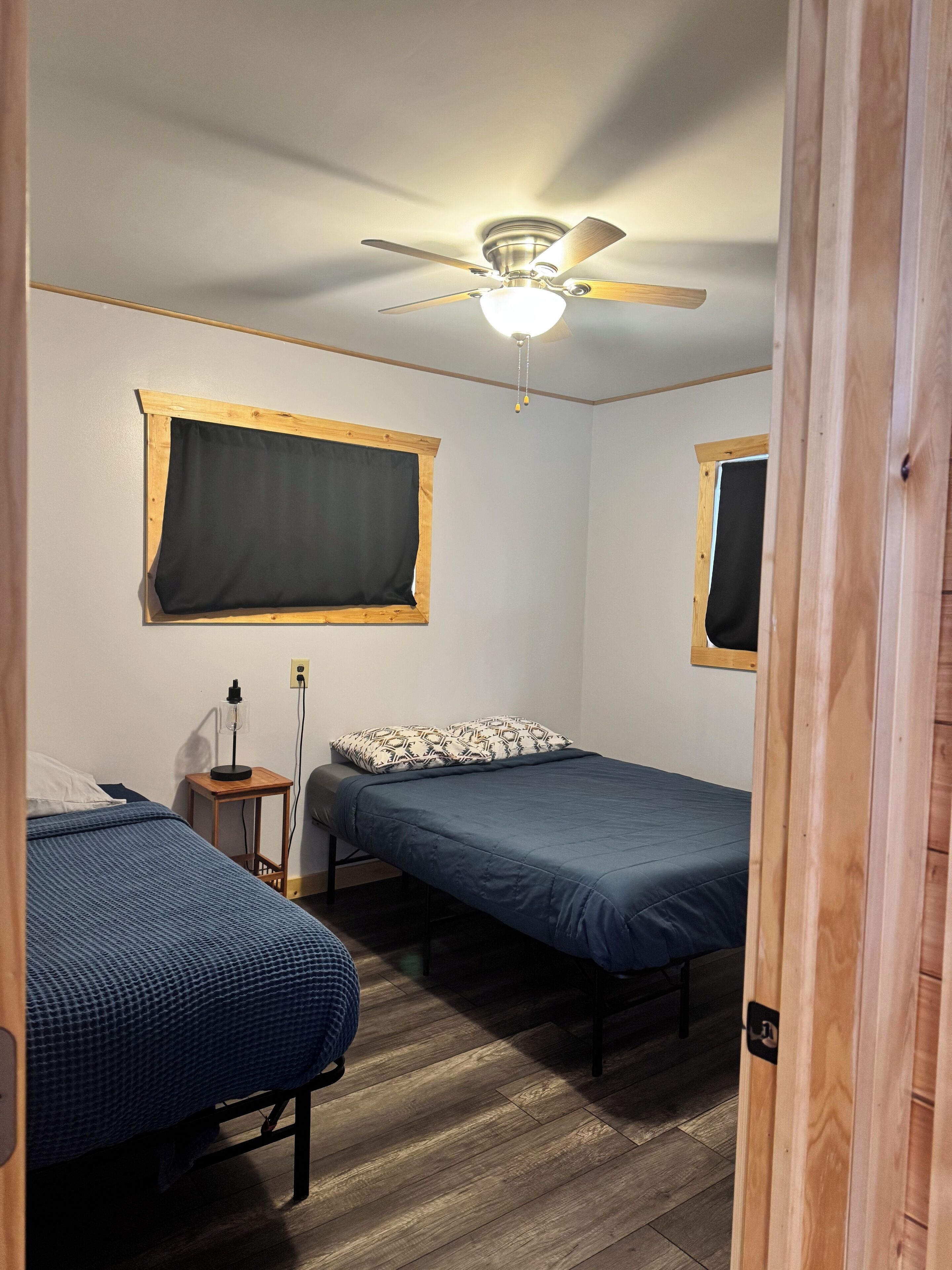 2 bedrooms, desk, iron/ironing board, free WiFi