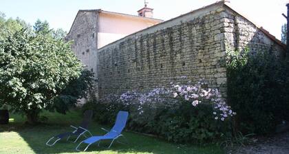 Charm and comfort on the outskirts of town, close to hiking trails.