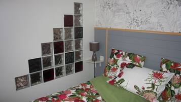 1 camera, una scrivania, ferro/asse da stiro, Wi-Fi gratuito