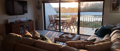 Smart-TV, Arbeitsbereiche