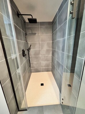 Hair dryer, towels - Waterfront Longboat Key Retreat With Dream Views (Longboat Key)