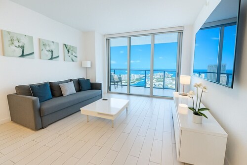 Exceptional 2bdr PH Incredible View 31st floor