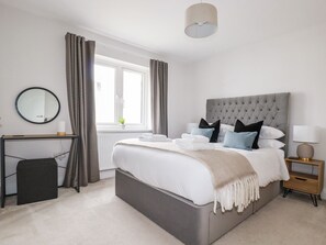 コテージ | 5 室のベッドルーム、客室ごとに異なる装飾、客室ごとに異なるインテリア、WiFi (無料)