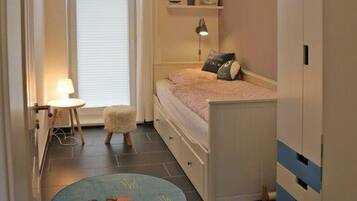 2 makuuhuonetta, vauvan matkasänky, ilmainen Wi-Fi