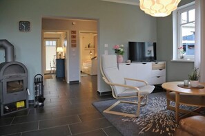 Tv, pejs, dvd-afspiller