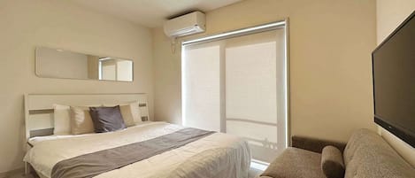 1 bedroom, WiFi, bed sheets