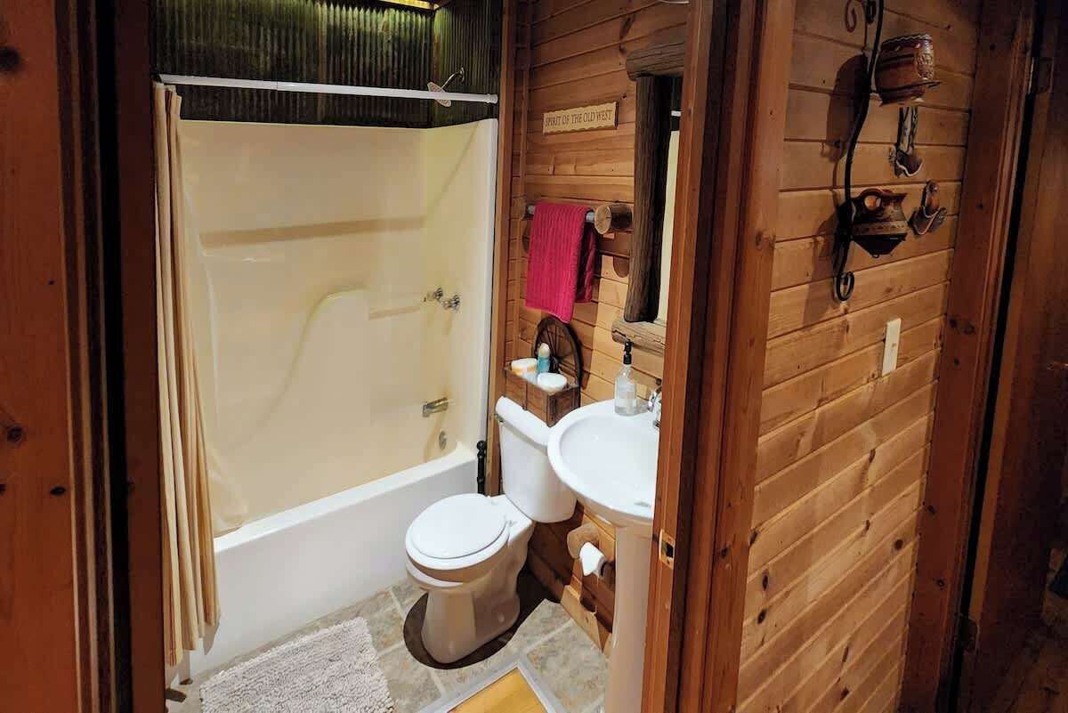 Shower, towels