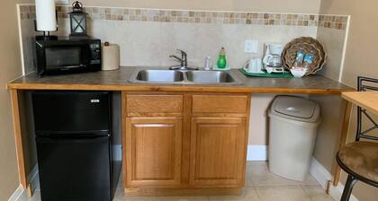 Cozy quiet place to stay!