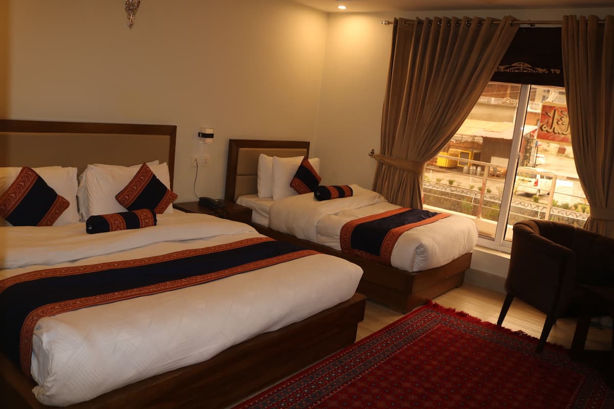 Chambre Triple Familiale