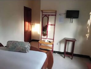 4 chambres, bureau, fer et planche à repasser, Wi-Fi (supplément)