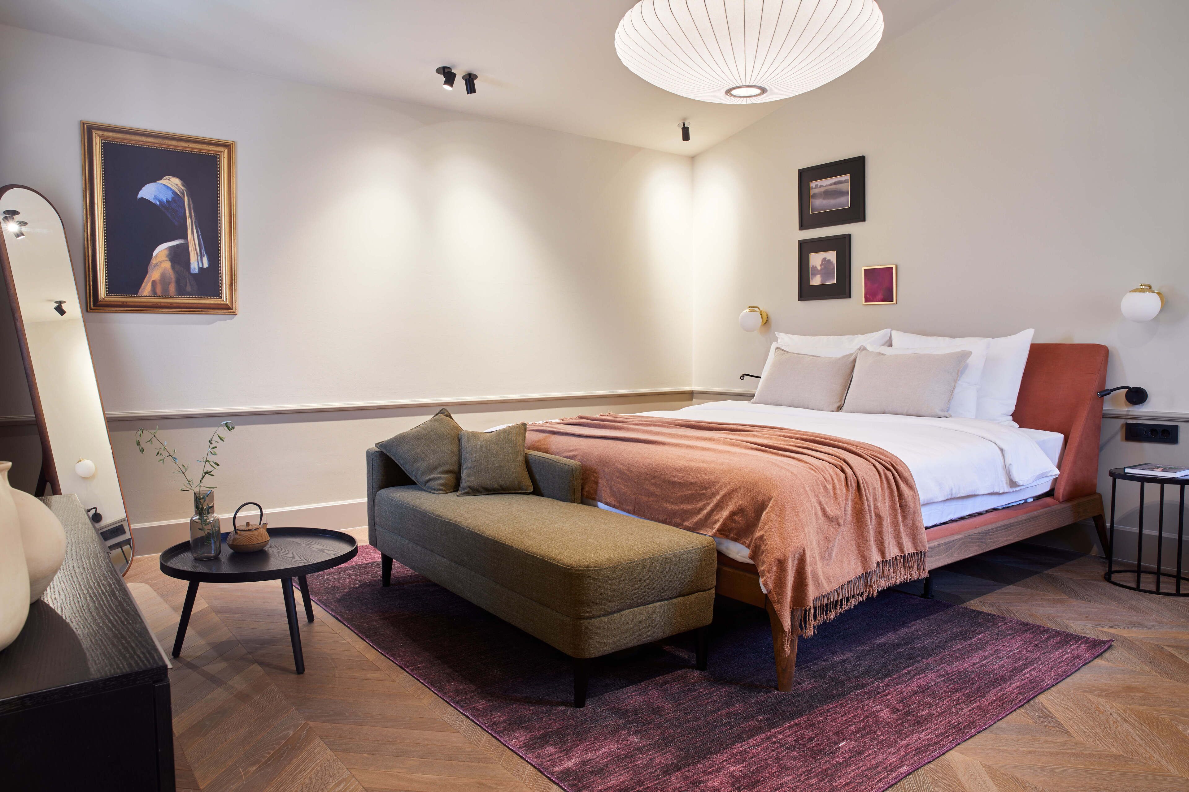 Deluxe Double Room Sea View | มินิบาร์, ตู้นิรภัยในห้องพัก, โต๊ะทำงาน, ผ้าม่านกันแสง