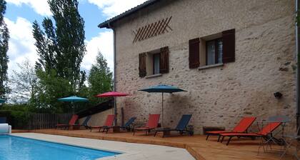 Charming B&B for a sunny getaway with seasonal pool