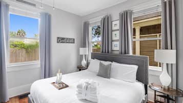 2 habitaciones, tabla de planchar con plancha y internet