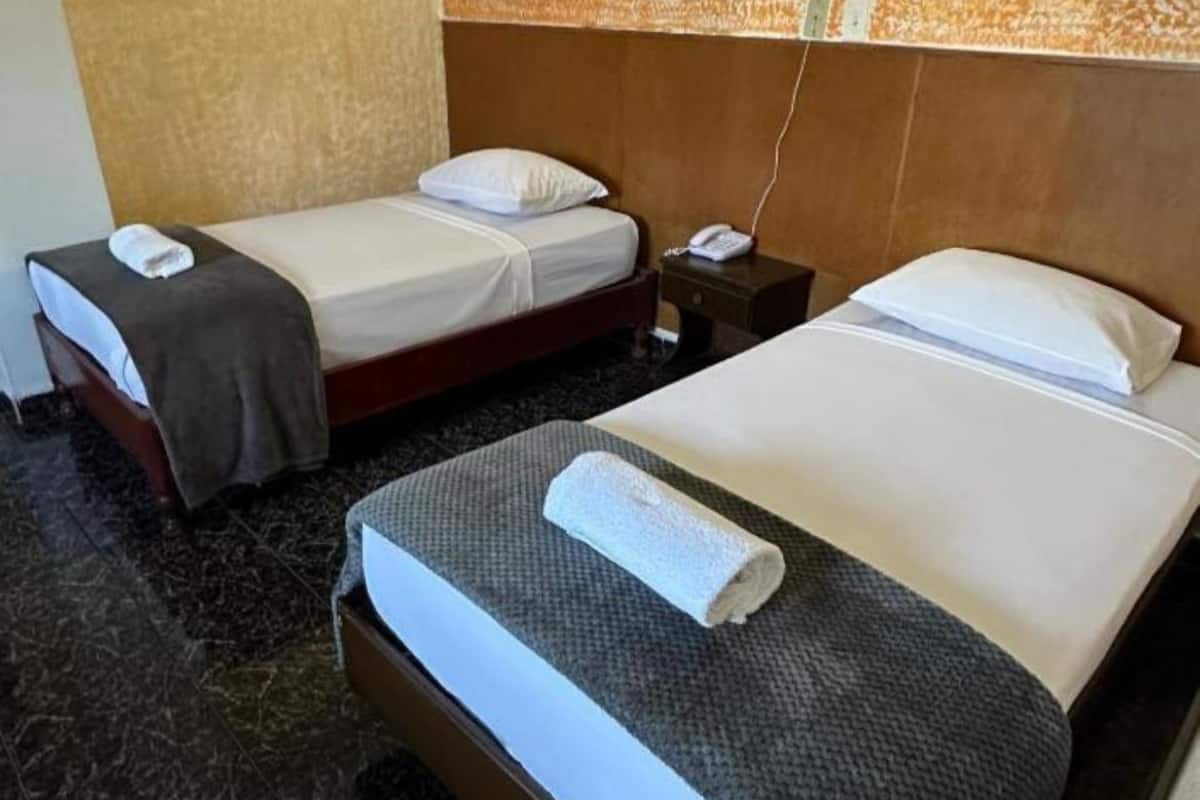Basic Quadruple Room | Iron/ironing board, free WiFi
