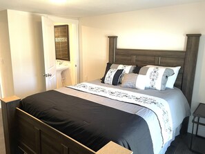 3 chambres, fer et planche à repasser, Wi-Fi gratuit