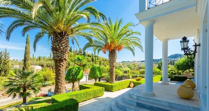 Villa Golden Tiara Large Private Pool, A/C, WiFi