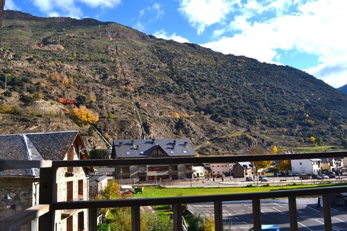Family and central apartment