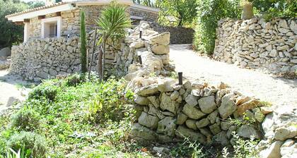 2 Maisons Typiquement Provençales, Cadre Exceptionnel, Calme, Pisc Alme