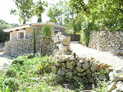 2 Maisons Typiquement Provençales, Cadre Exceptionnel, Calme, Pisc Alme