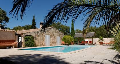 2 Maisons Typiquement Provençales, Cadre Exceptionnel, Calme, Pisc Alme
