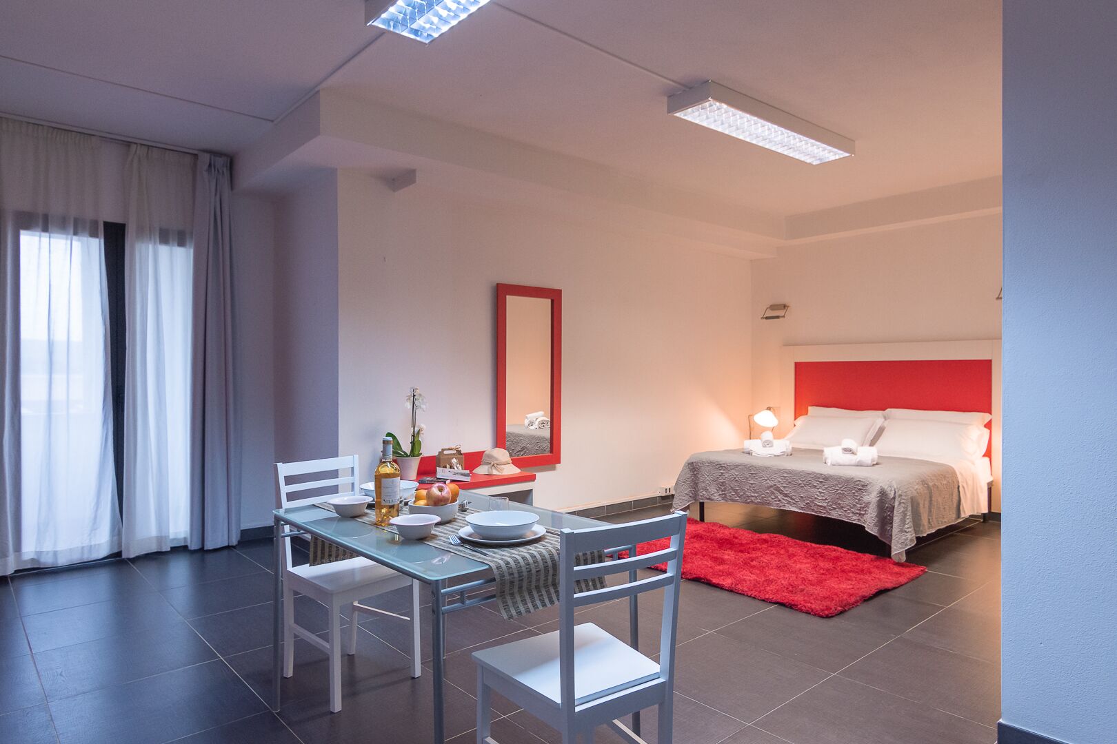 double room | desk, iron/ironing board, free wifi, bed sheets