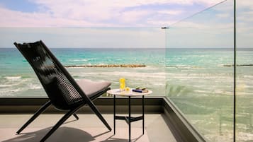 Ropa de cama de alta calidad, colchones con pillow-top y minibar