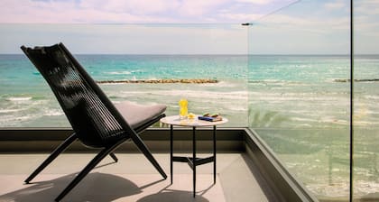 Mercure Larnaca Beach Resort